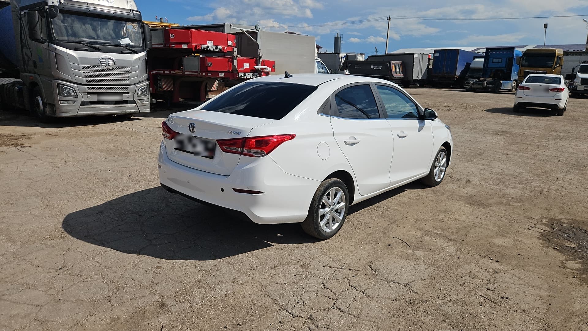 Changan Alsvin - 3