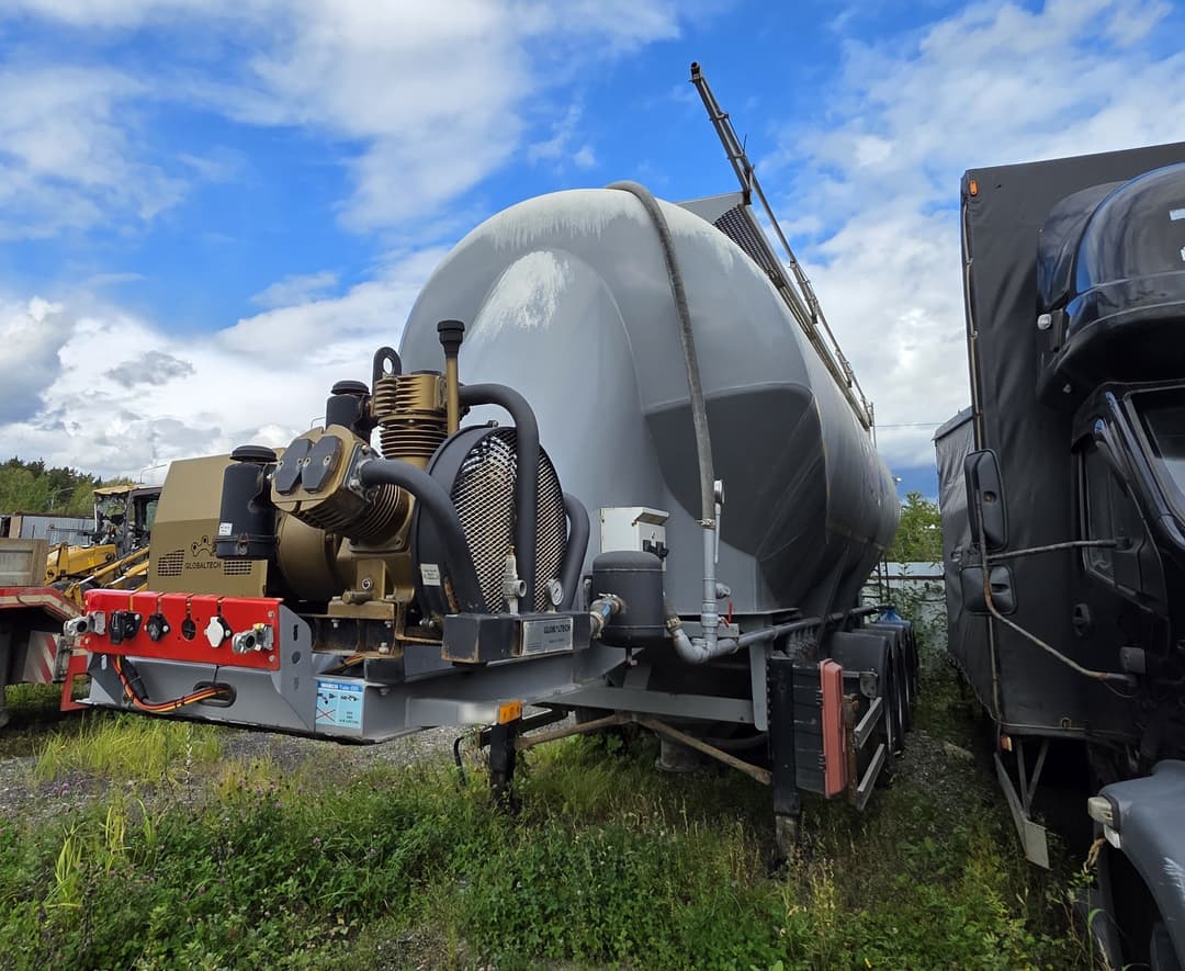 Guven Makina GuteWolf Полуприцеп цистерна для сыпучих грузов - 1