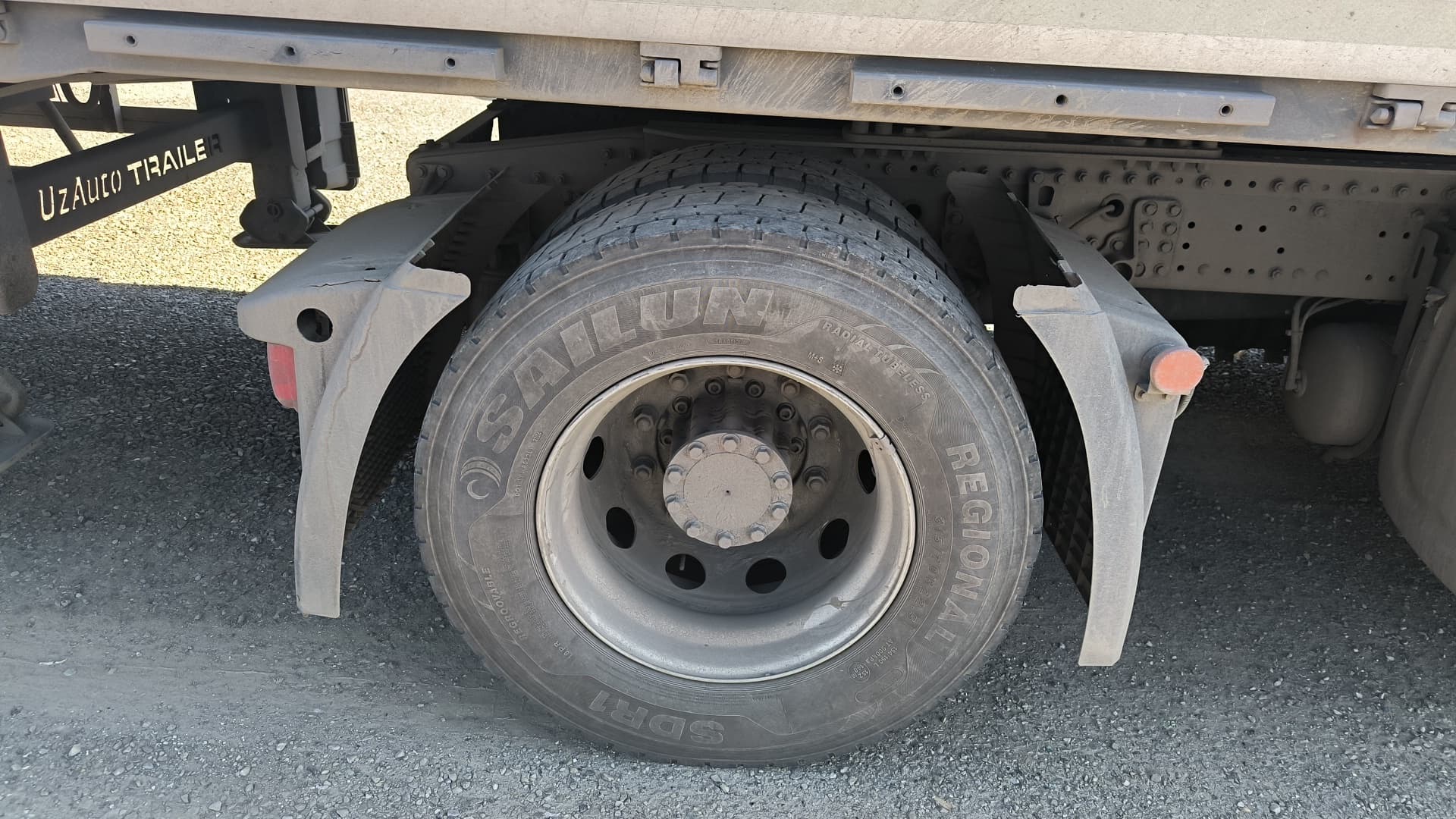FAW J7 4x2 Седельный тягач - 10
