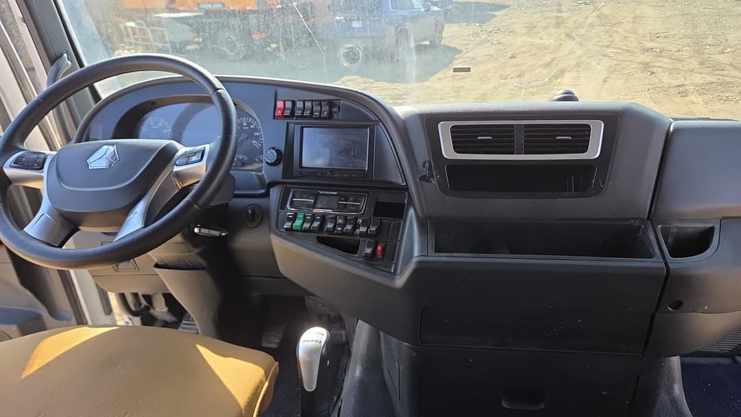 Sitrak C7H 6x4 Седельный тягач - 5