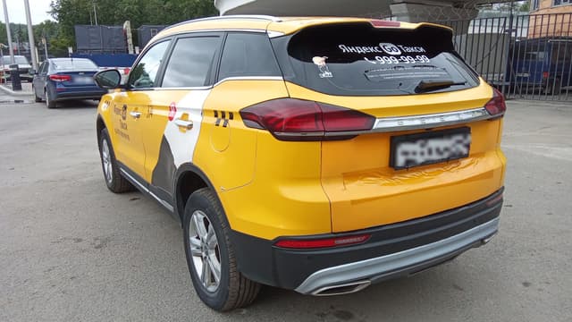 Geely Atlas Pro - 4