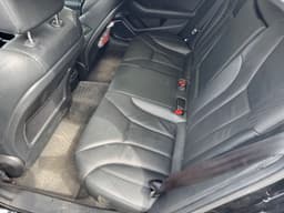 Hongqi H5 - 9