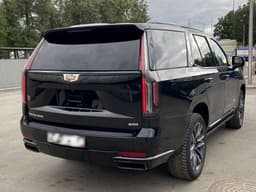 Cadillac Escalade - 3
