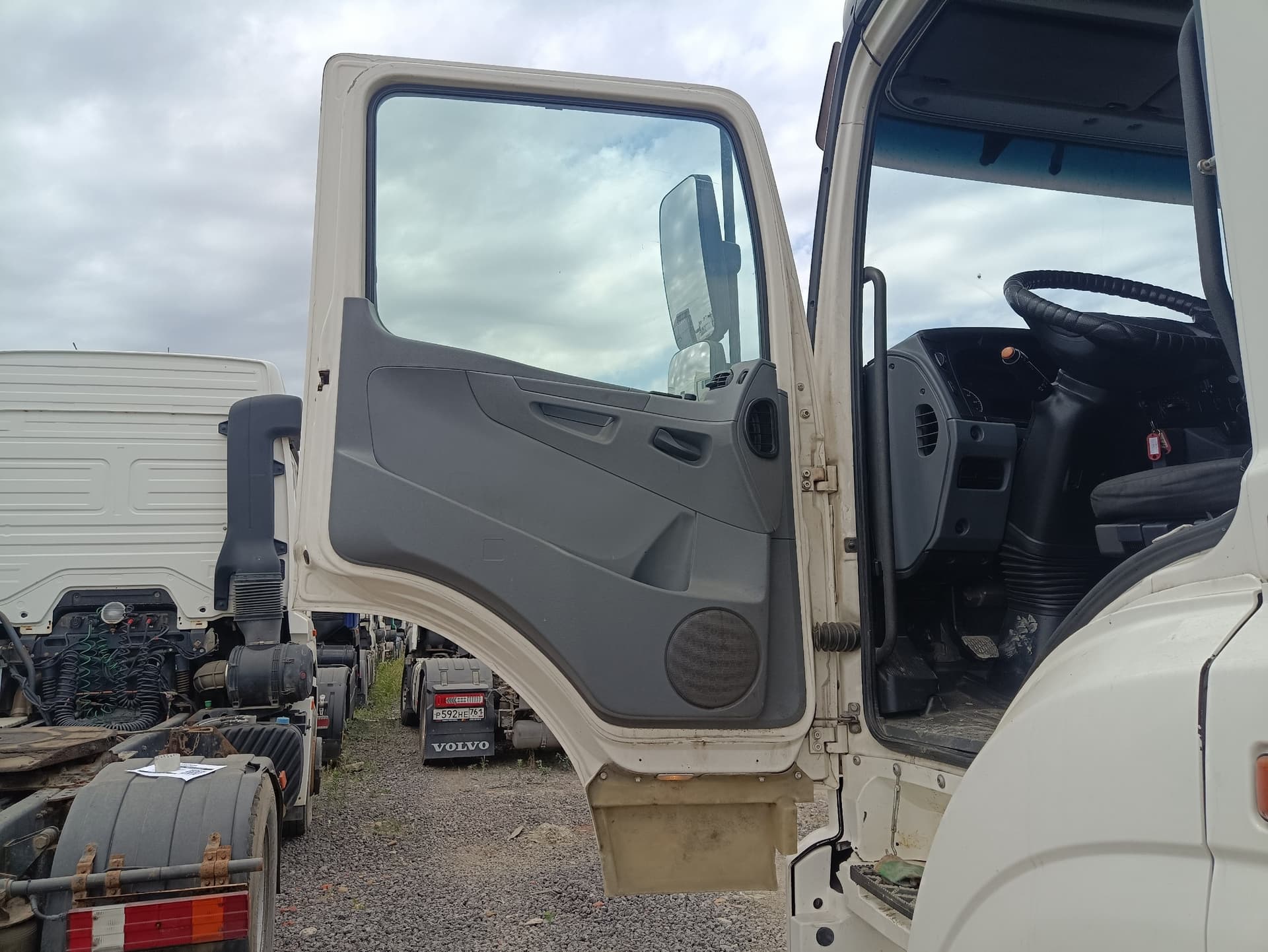 Камаз 5490 4x2 Седельный тягач - 8