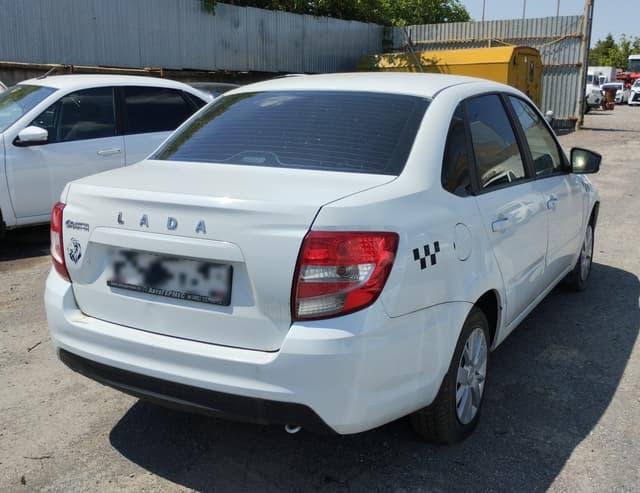Lada Granta седан - 3