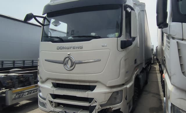 Dongfeng GX 4x2 Седельный тягач - 1