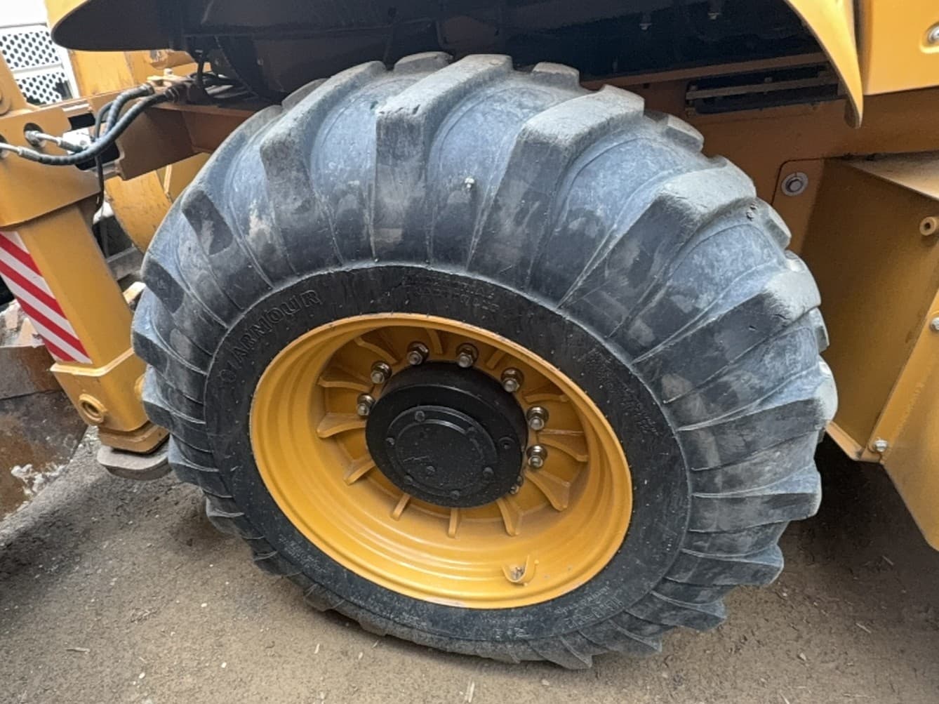 Shanmon 388 Экскаватор-погрузчик - 7