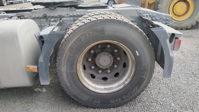 Volvo FH 4x2 Седельный тягач - 9