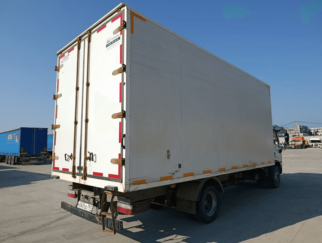 Меткомплекс C12* на шасси Dongfeng C120 4x2 Изотермический/рефрижератор - 3