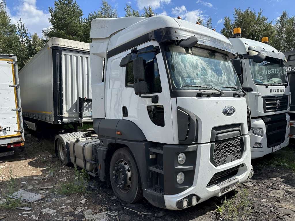 Ford Cargo 4x2 Седельный тягач - 2