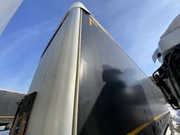 Wielton NS-3 Полуприцеп шторный - 1