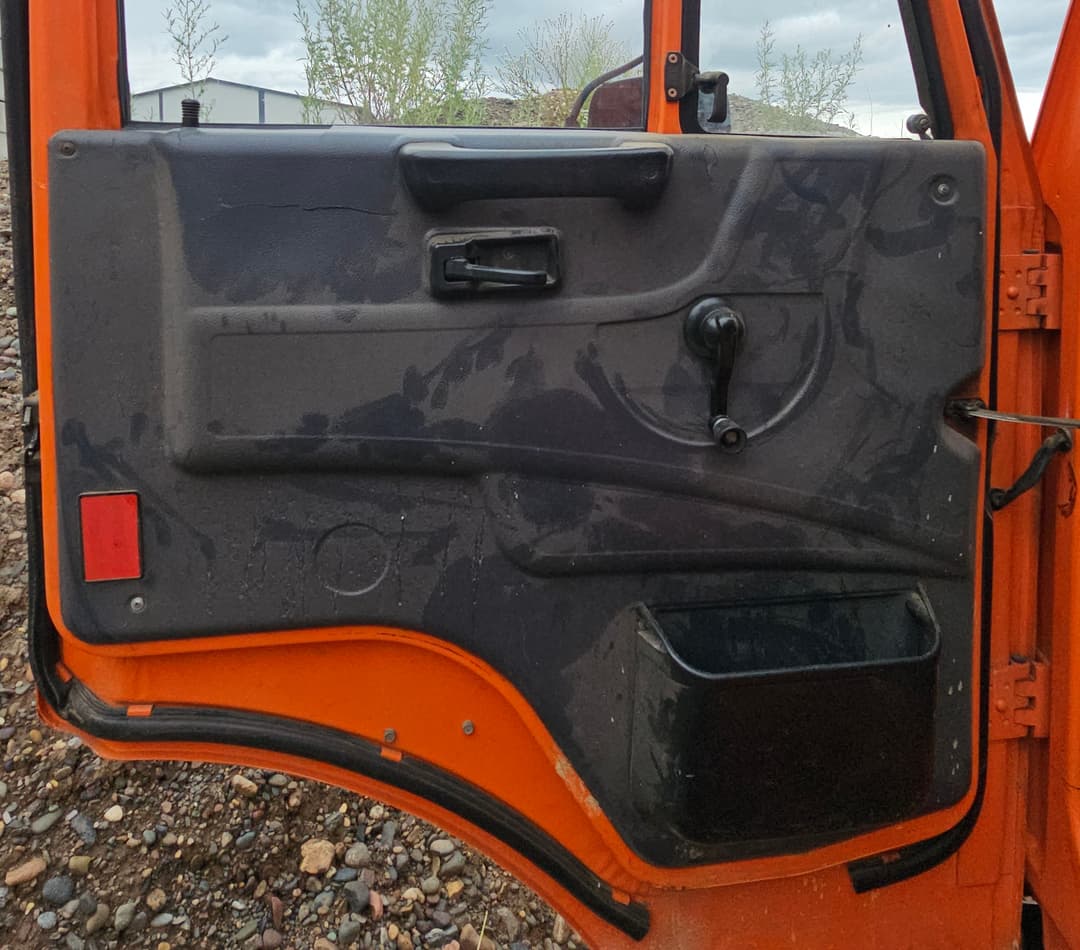 Уралспецтранс 5453* на шасси КамАЗ 6522 6x6 Автоцистерна нефтепромысловая - 6
