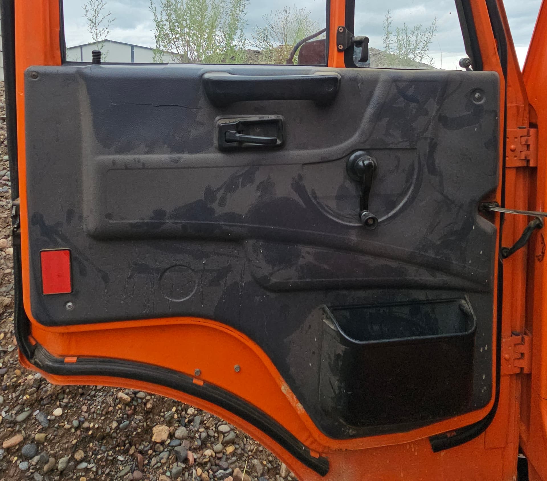 Уралспецтранс 5453* на шасси КамАЗ 6522 6x6 Автоцистерна нефтепромысловая - 6