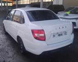 Lada Granta седан - 4