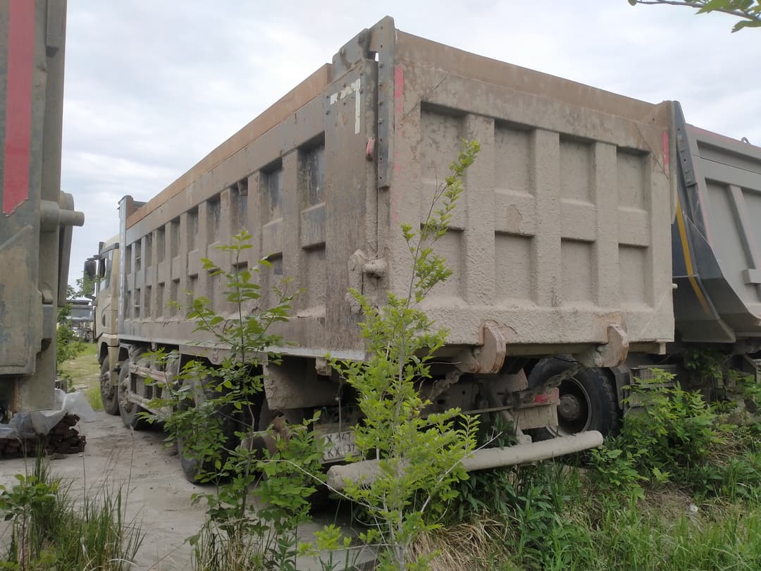 Shacman (Shaanxi) SX331863366 Самосвал  8х4 - 4