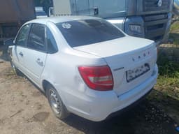 Lada Granta седан - 4