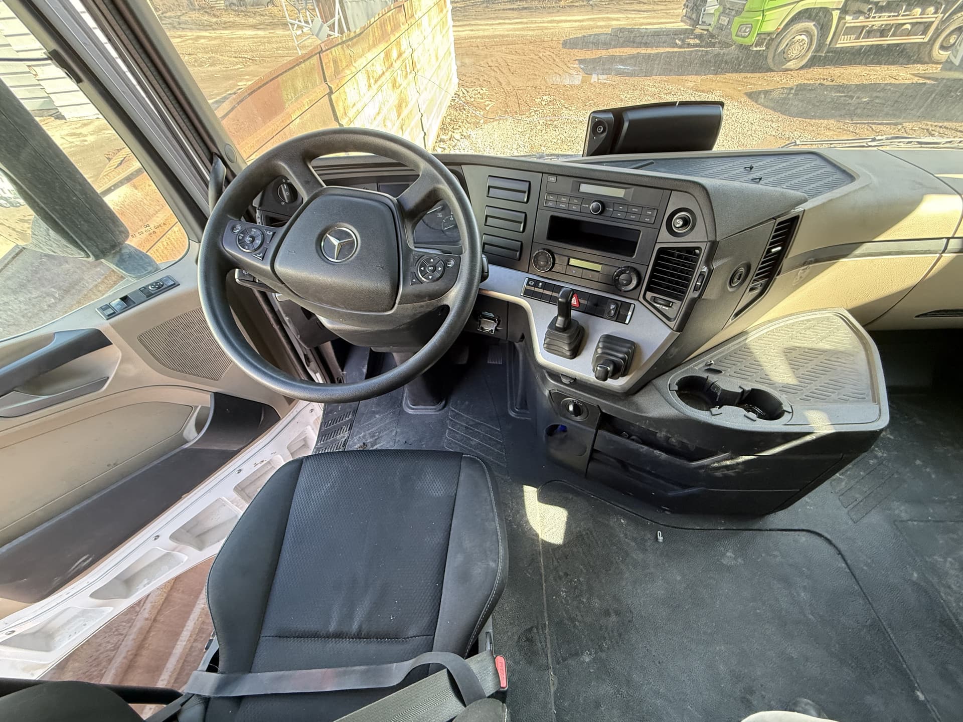 Mercedes-Benz Actros 6x4 Седельный тягач - 5