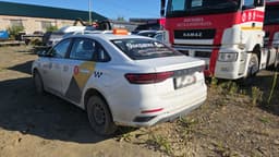 Geely Emgrand 7 - 4