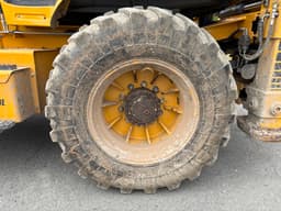 Bull 4SX Экскаватор-погрузчик - 6