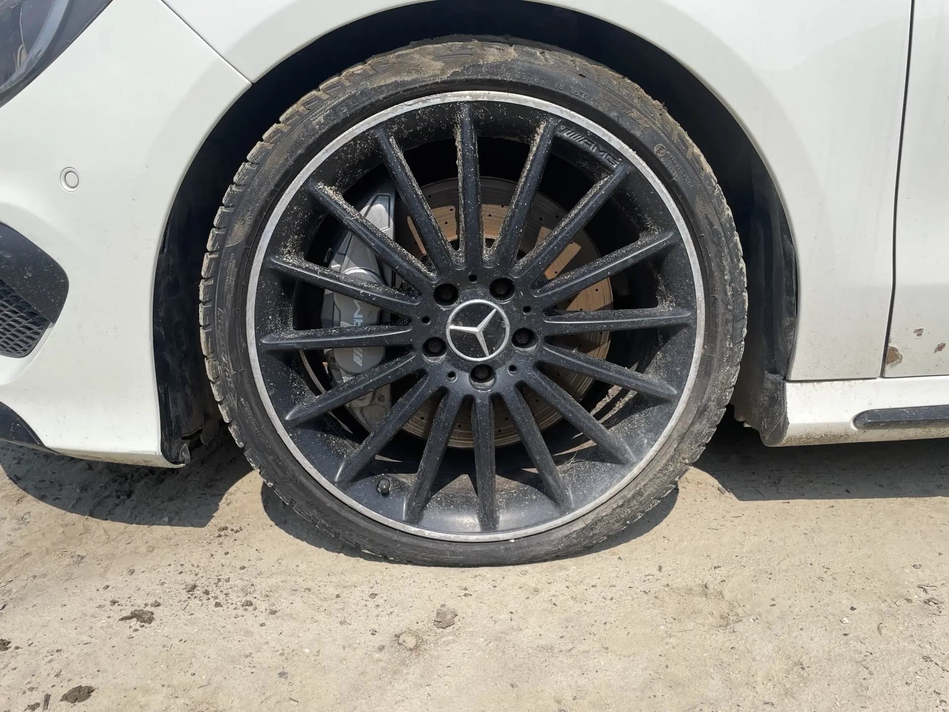 Mercedes-Benz CLA - 9