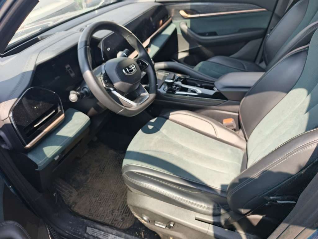 Geely Monjaro - 5