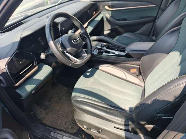 Geely Monjaro - 5