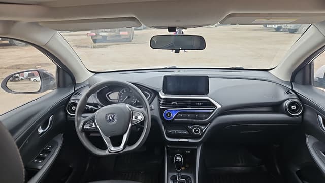 Changan Alsvin - 5
