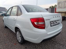 Lada Granta седан - 4
