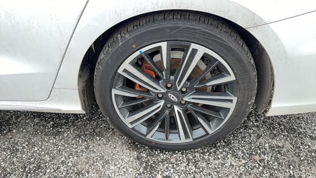 Chery ARRIZO 8 - 9