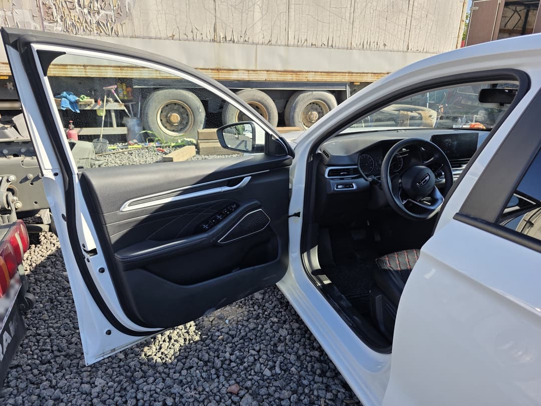 Geely EMGRAND - 8