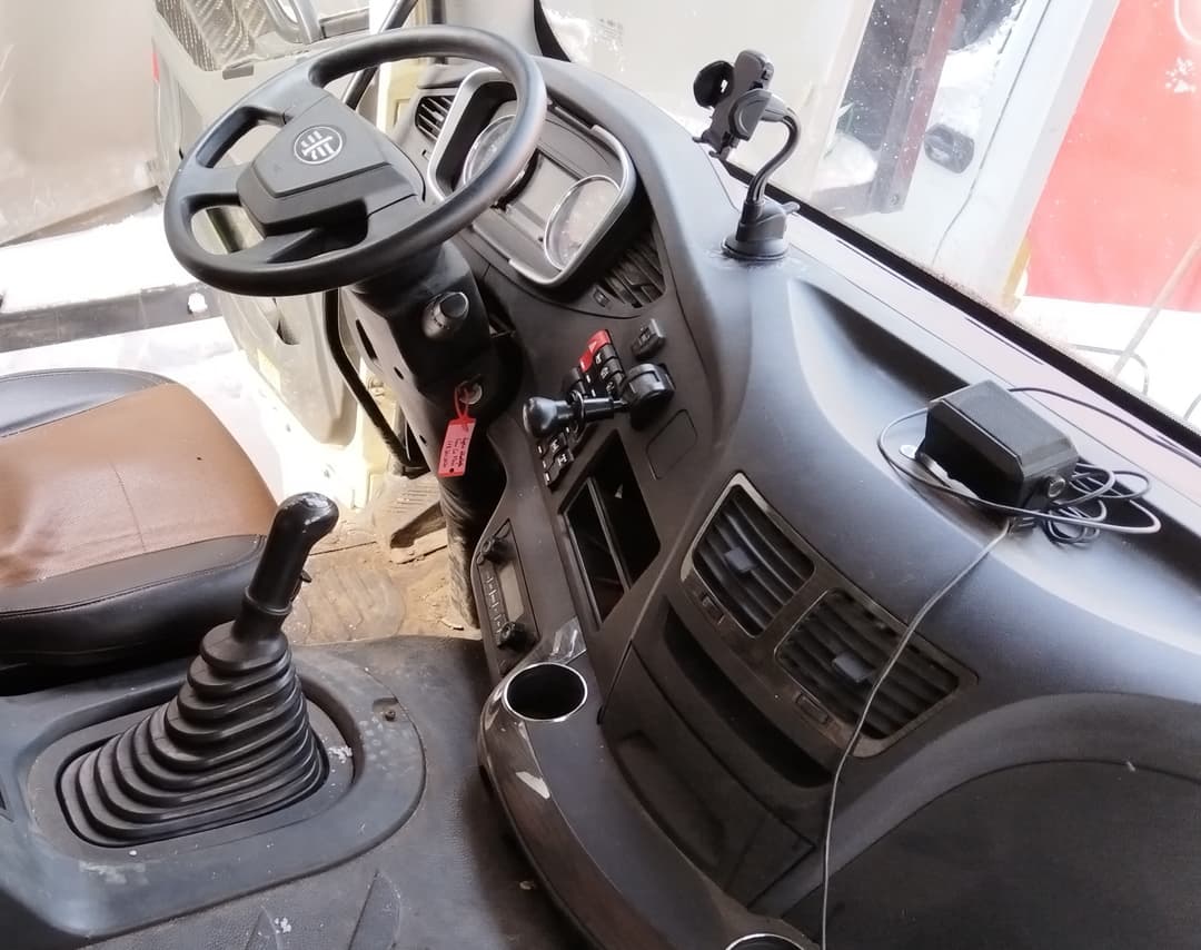FAW CA 3310 8x4 Самосвал - 5