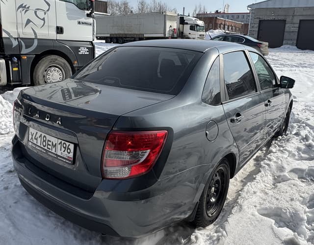 Lada Granta седан - 3