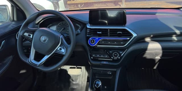 Changan Alsvin - 5