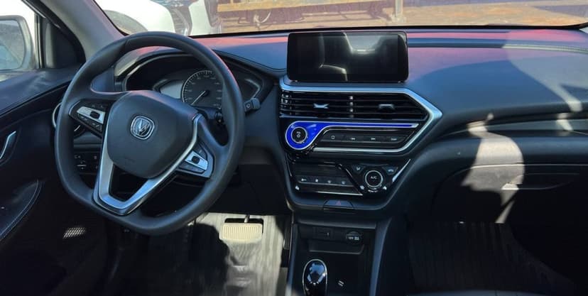 Changan Alsvin - 5