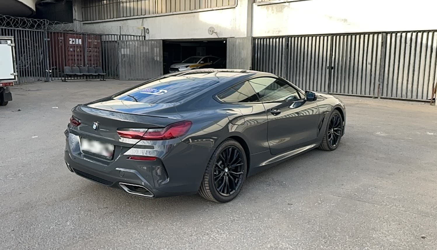 BMW 8 серия Coupe - 3