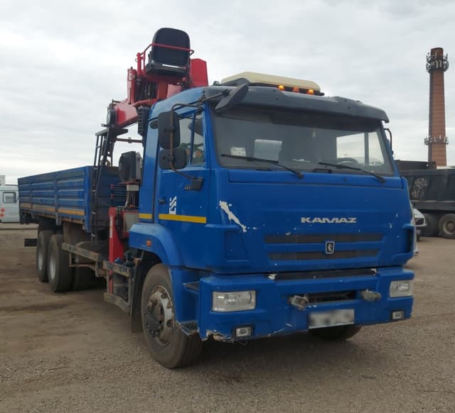 Кран Центр "Камаз" 6590 на шасси КАМАЗ 65117 6x4 Бортовой с КМУ - 2