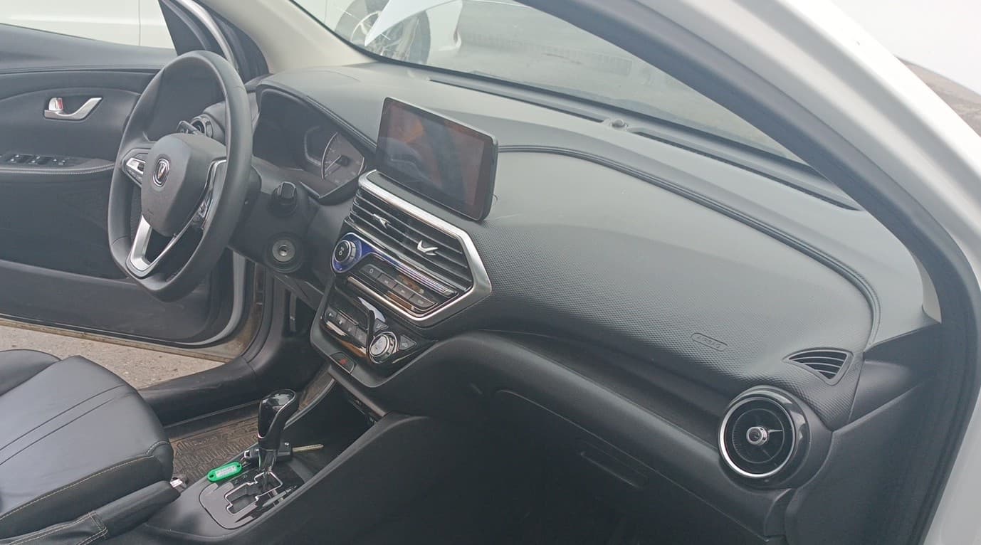 Changan Alsvin - 5