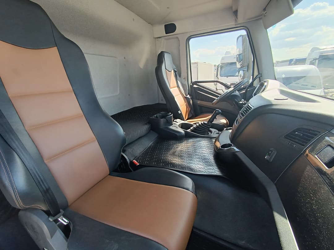 Айсин W0* на шасси FAW CA 3250 6X4 Бортовой с КМУ - 9
