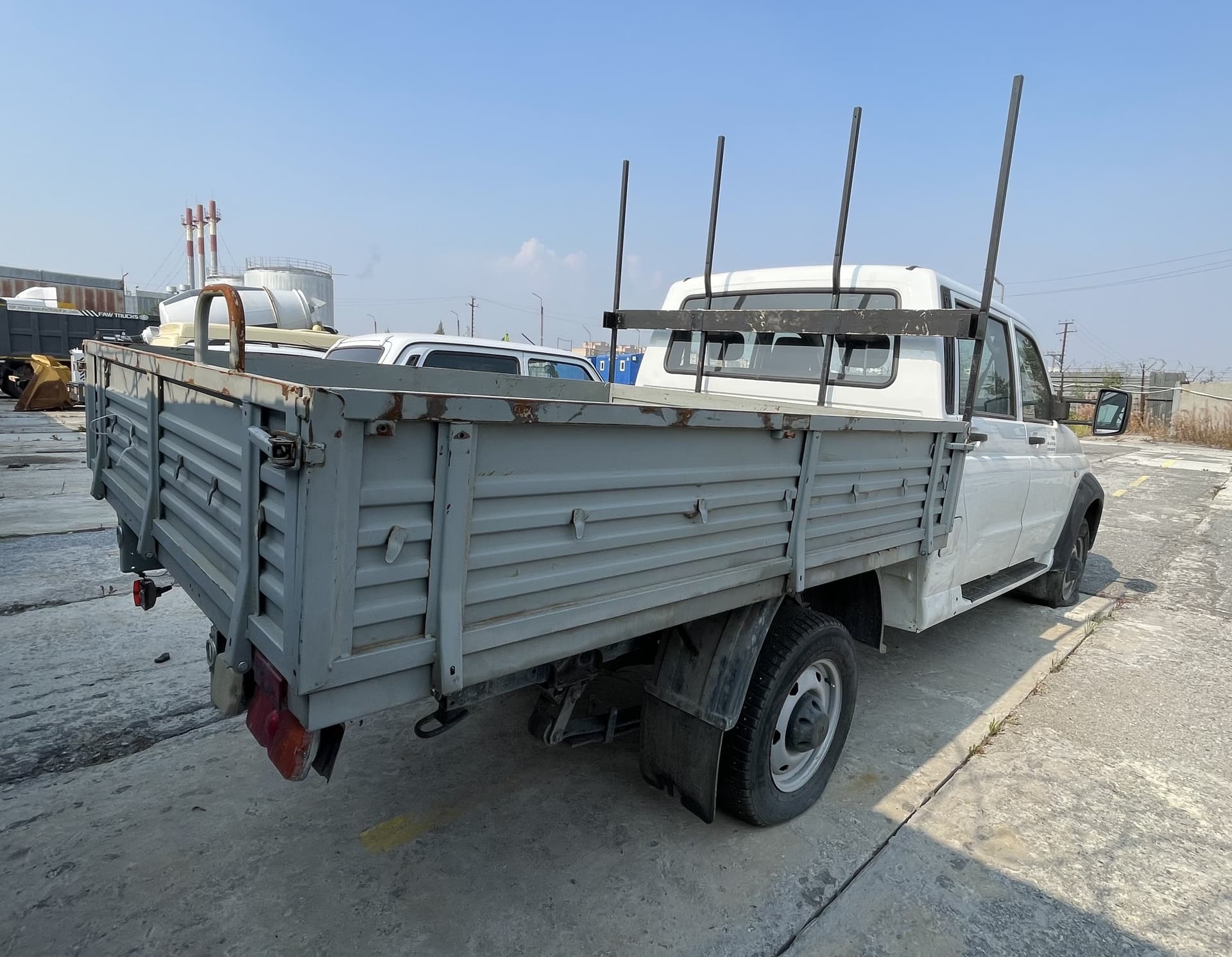 UAZ Profi - 3