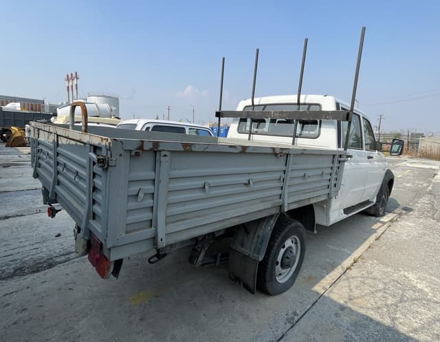 UAZ Profi - 3