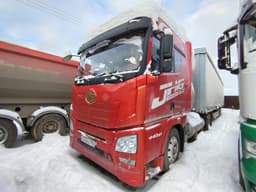 FAW CA* 4x2 Седельный тягач - 1