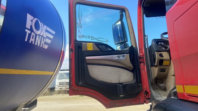 Howo T5G 6x4 Самосвал - 6