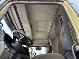 Shacman (Shaanxi) SX* 6x6 Седельный тягач - 6