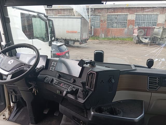 Sitrak C7H 4x2 Седельный тягач - 4
