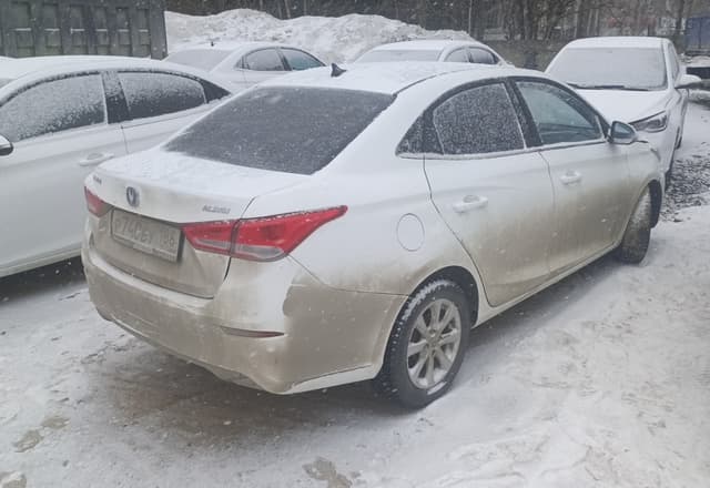 Changan Alsvin - 3