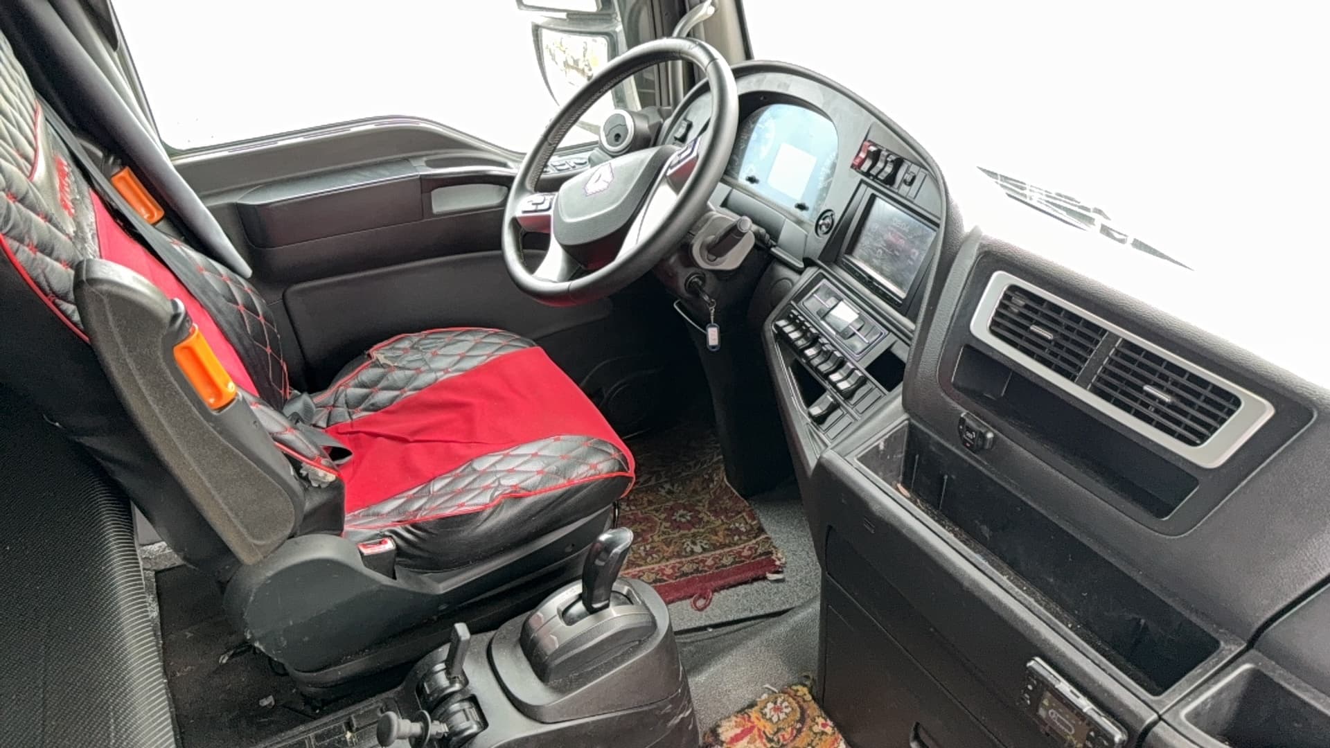 Sitrak C7H 4x2 Седельный тягач - 5