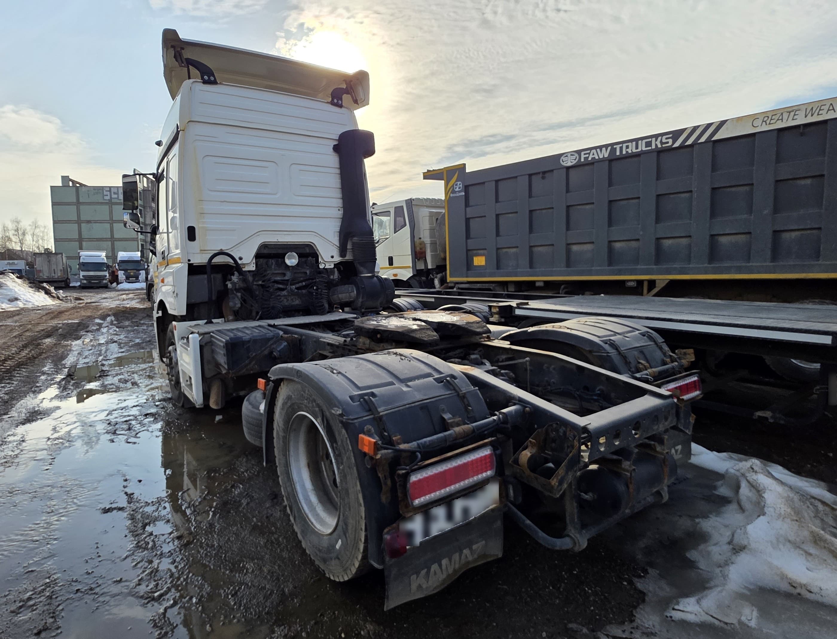 Камаз 5490-033-87 4x2 - 4