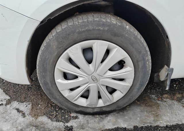 Lada Vesta седан - 8
