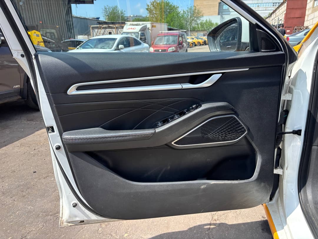 Geely Emgrand 7 - 8