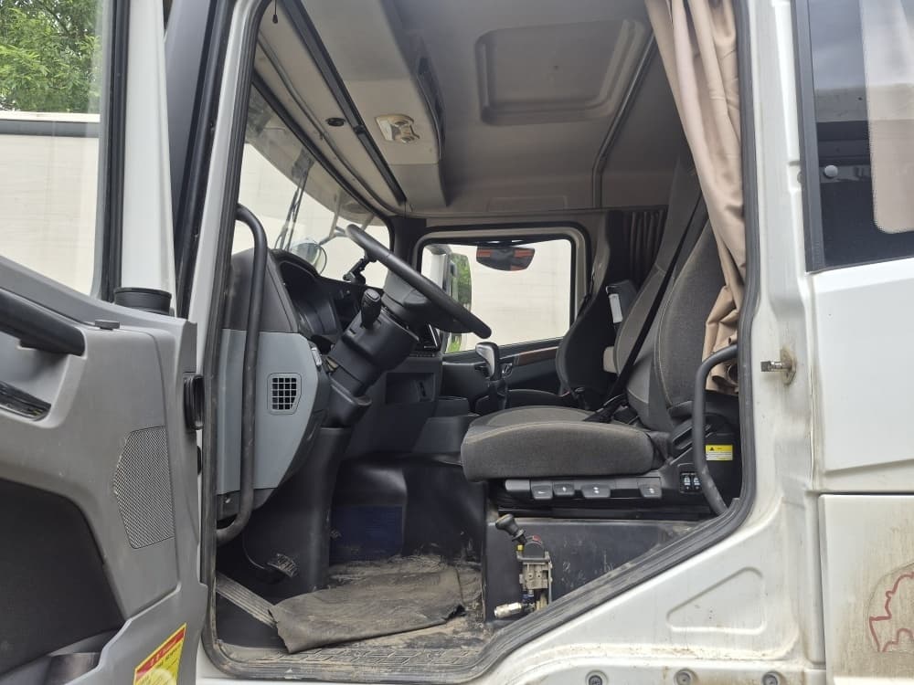 Shacman (Shaanxi) SX* 8x4 Самосвал - 5